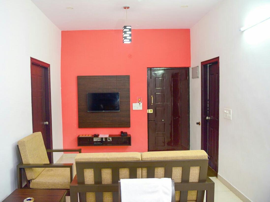 Varsha Enclave- Trinity House Aparthotel Mysore Εξωτερικό φωτογραφία